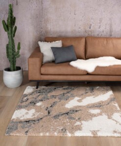 Tappeto quadrato a pelo lungo Marble Artisan - Beige - sfeer